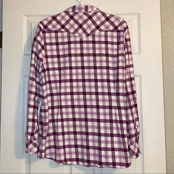 Bit & Bridle Women’s Snap Button Shirt. - Picture 2 of 8